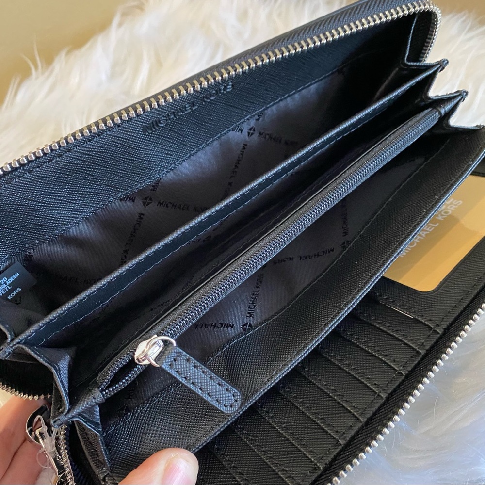 Final sale 🌹Michael Kors jet set travel large continental wallet - Picture 8 of 8